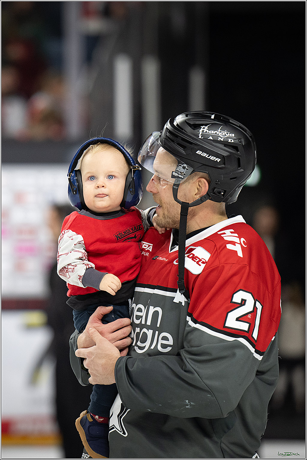 PENNY DEL 1; Kölner Haie - Fischtown Pinguins Bremerhaven; Köln, 18.10.2026