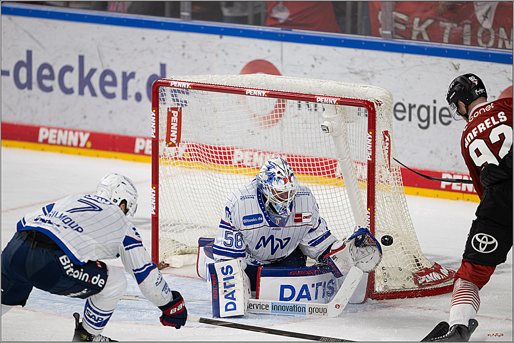 PENNY DEL 1; Kölner Haie - Adler Mannheim; Köln, 27.10.2026