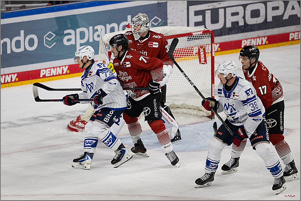 PENNY DEL 1; Kölner Haie - Adler Mannheim; Köln, 27.10.2026