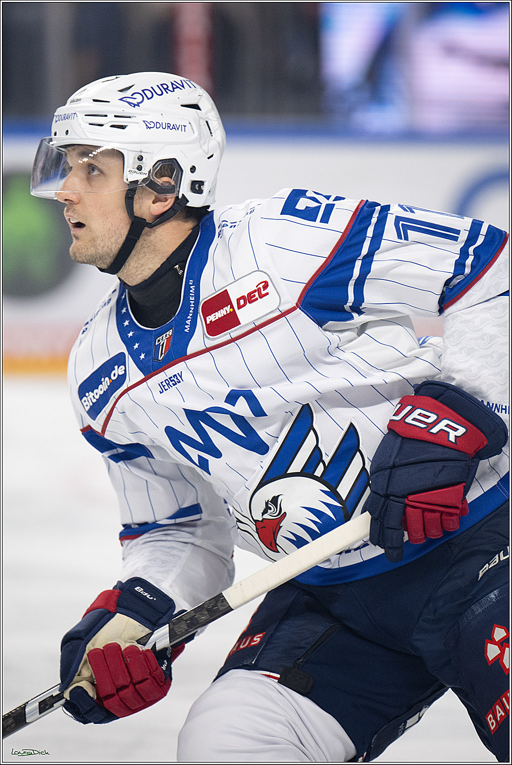PENNY DEL 1; Kölner Haie - Adler Mannheim; Köln, 27.10.2026