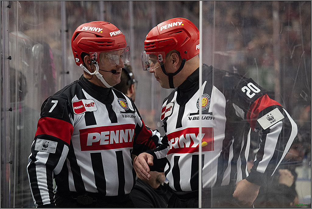 PENNY DEL 1; Kölner Haie - Adler Mannheim; Köln, 27.10.2026