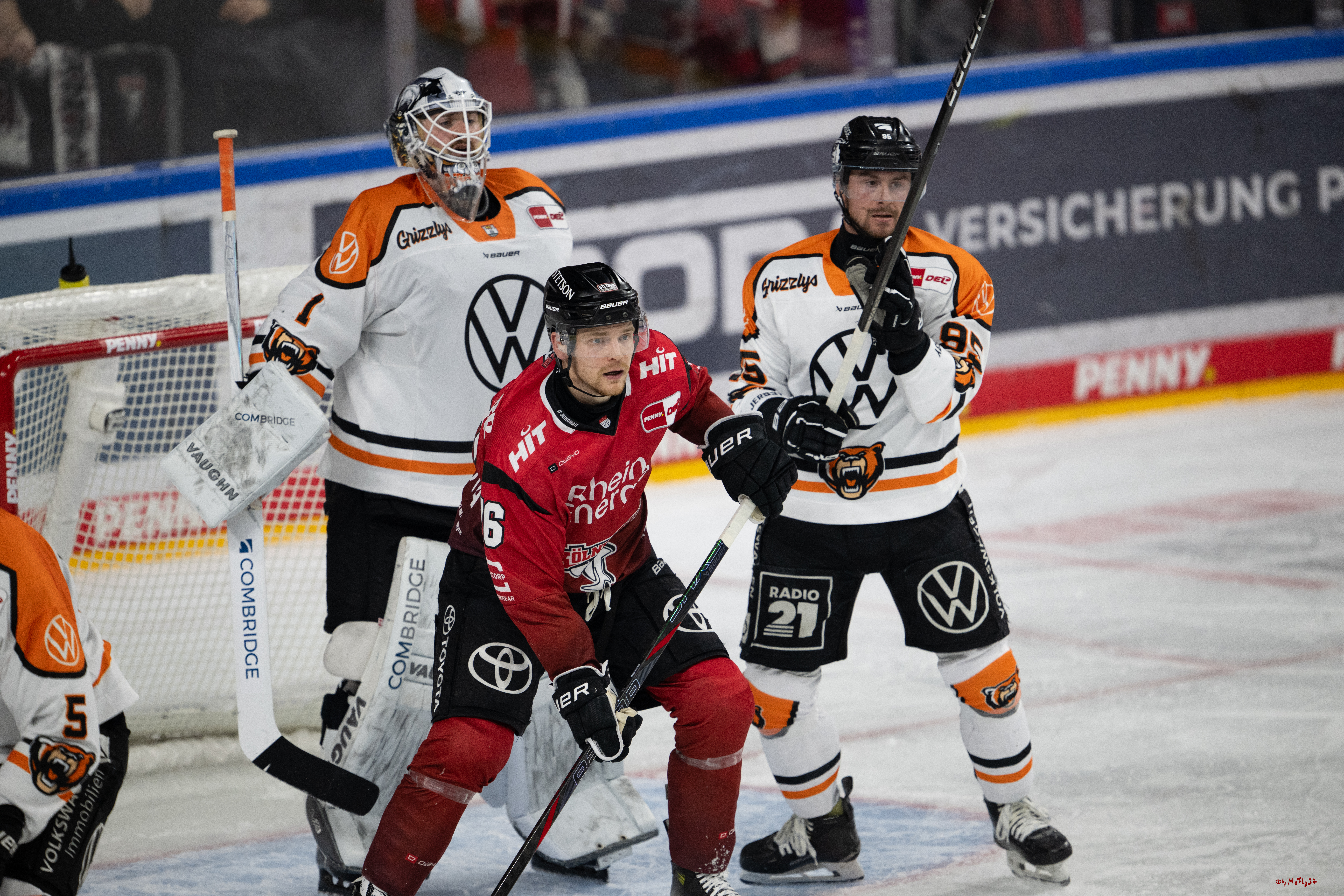 PENNY DEL; Kölner Haie - Grizzly Wolfsburg; Köln, 18.12.2025