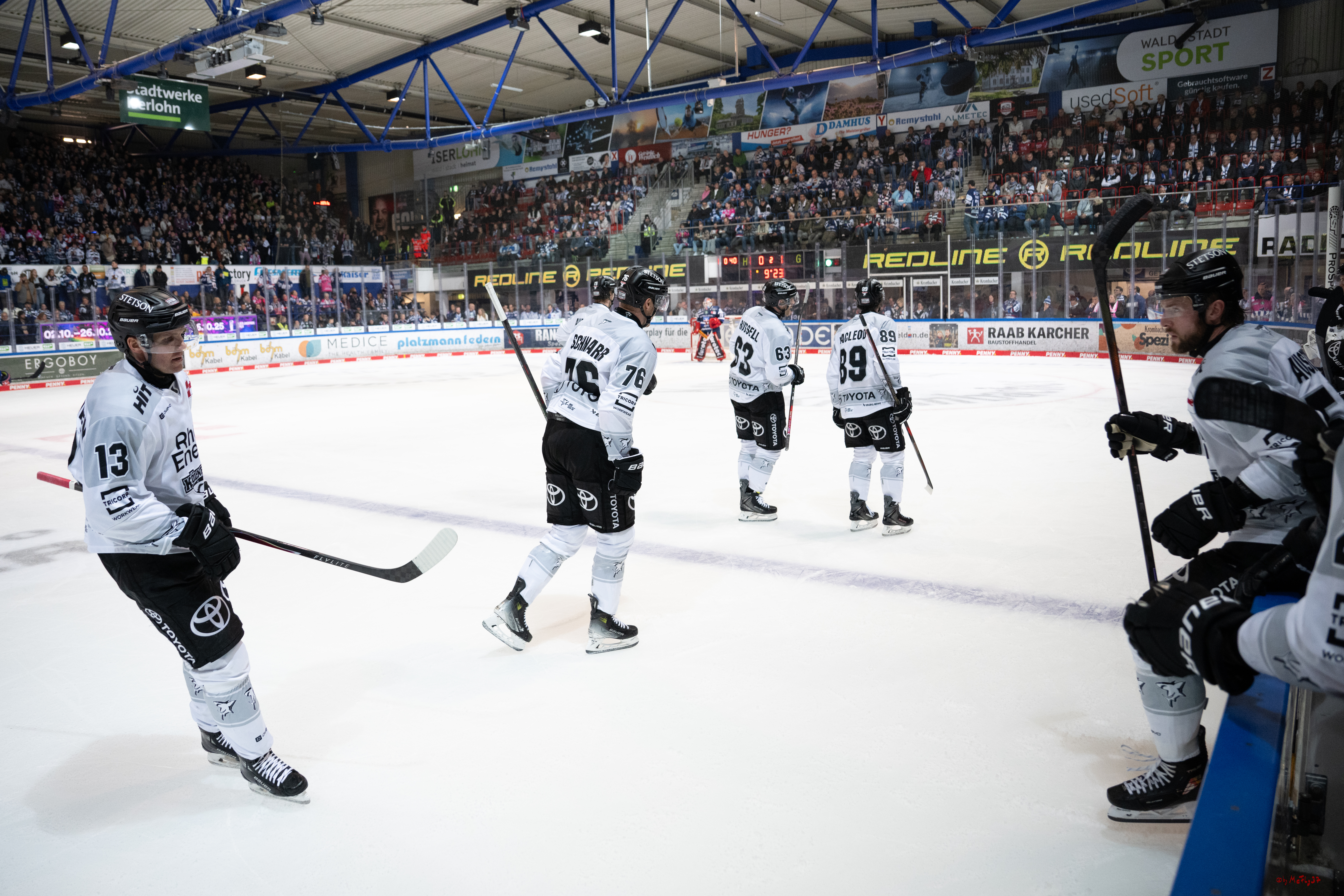 PENNY DEL 1; Iserlohn Roosters - Kölner Haie; Iserlohn, 28.10.2025