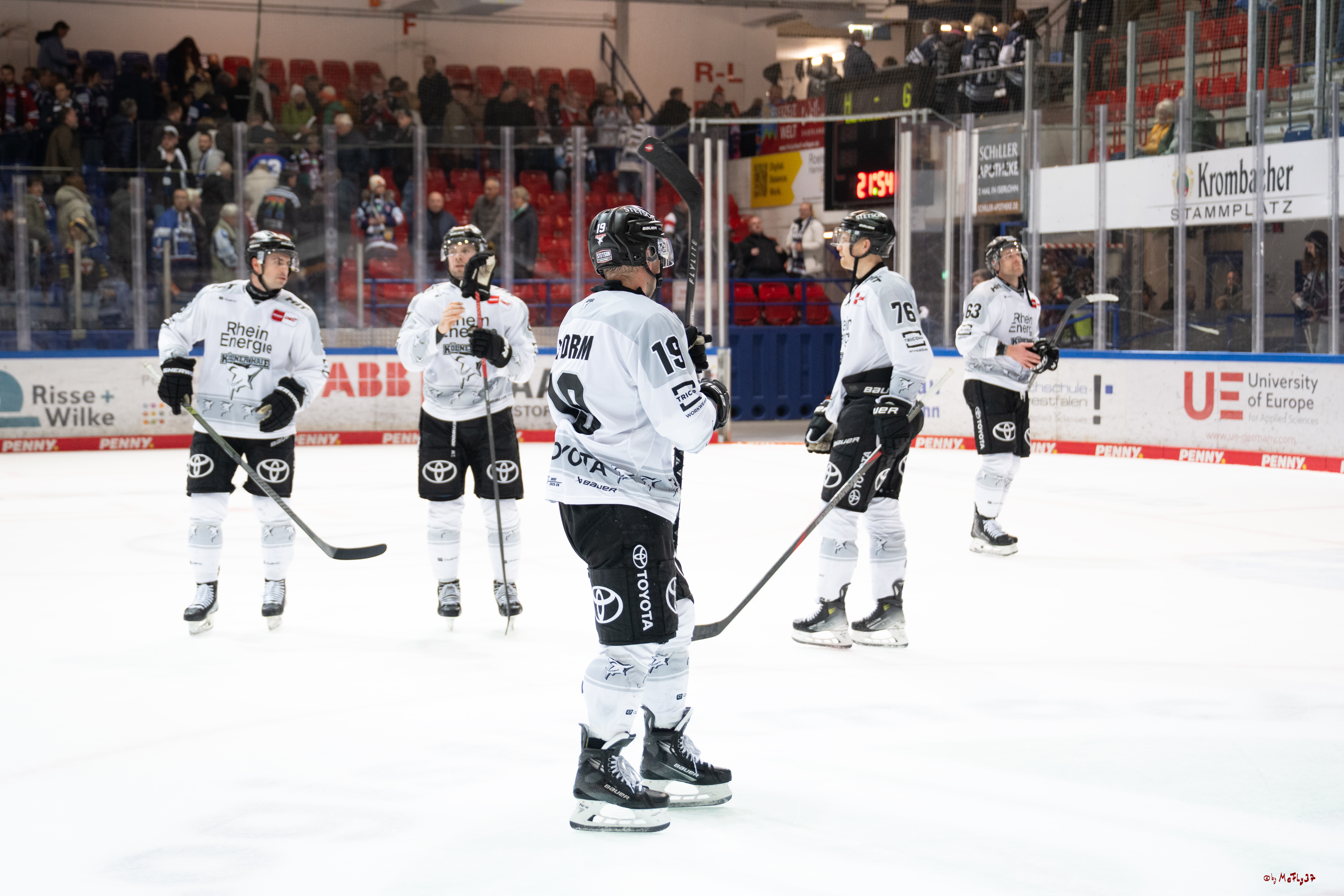 PENNY DEL 1; Iserlohn Roosters - Kölner Haie; Iserlohn, 28.10.2025