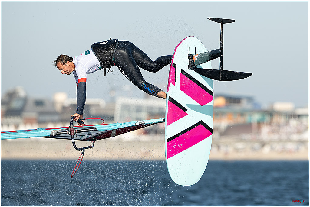 PWA - Citroen - World Windsurfing Tour Sylt 2026 - Tag 5 - Slalom Foil Men; Sylt Westerland, 30.09.2026