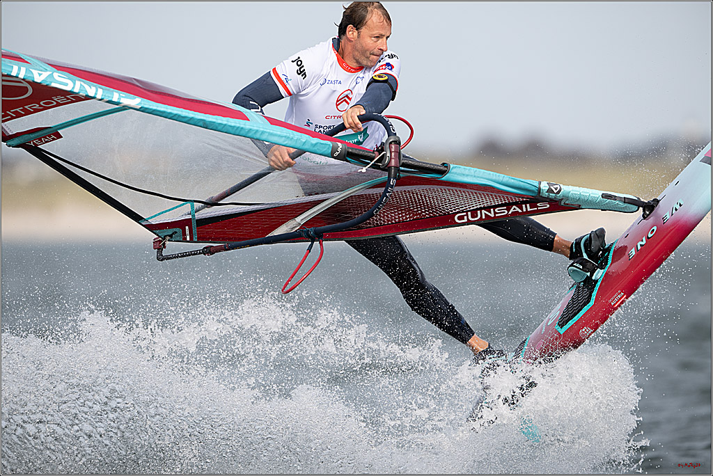 PWA - Citroen - World Windsurfing Tour Sylt 2026 - Tag 2 Freestyle Men - Slalom Men Training; Sylt Westerland, 27.09.2026