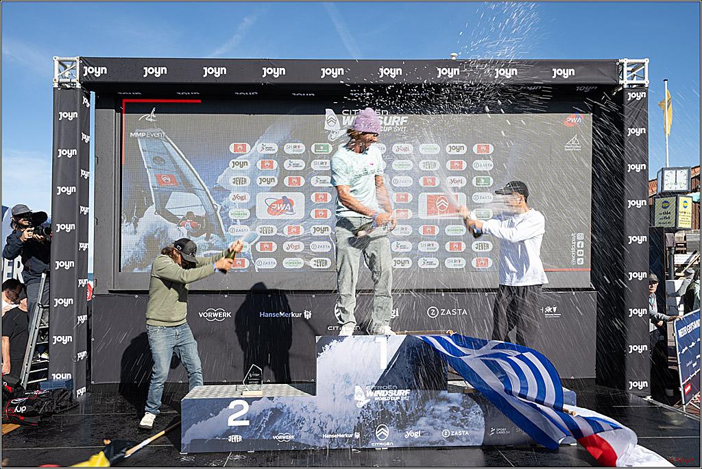 PWA - Citroen - World Windsurfing Tour Sylt 2026 - Tag 9 Siegerrehrungen Slalom Foil Men u. Freestyle Men; Sylt Westerland, 04.10.2026