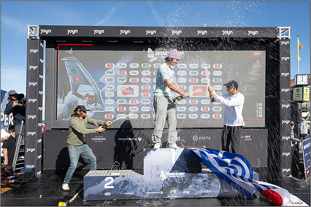 PWA - Citroen - World Windsurfing Tour Sylt 2026 - Tag 9 Siegerrehrungen Slalom Foil Men u. Freestyle Men; Sylt Westerland, 04.10.2026
