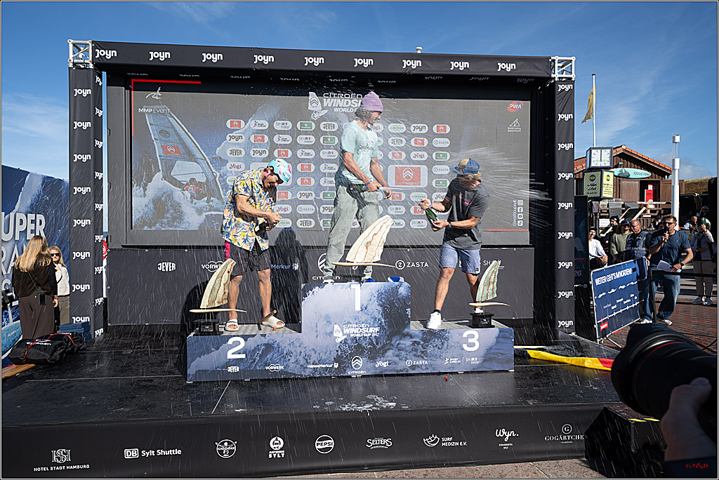 PWA - Citroen - World Windsurfing Tour Sylt 2026 - Tag 9 Siegerrehrungen Slalom Foil Men u. Freestyle Men; Sylt Westerland, 04.10.2026