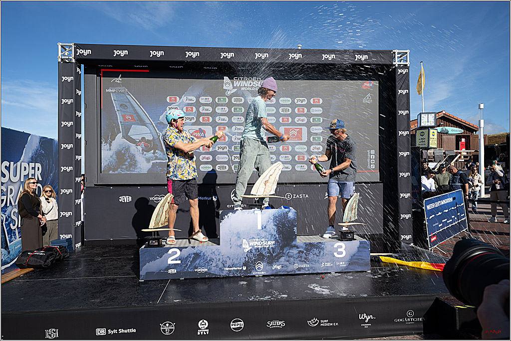 PWA - Citroen - World Windsurfing Tour Sylt 2026 - Tag 9 Siegerrehrungen Slalom Foil Men u. Freestyle Men; Sylt Westerland, 04.10.2026