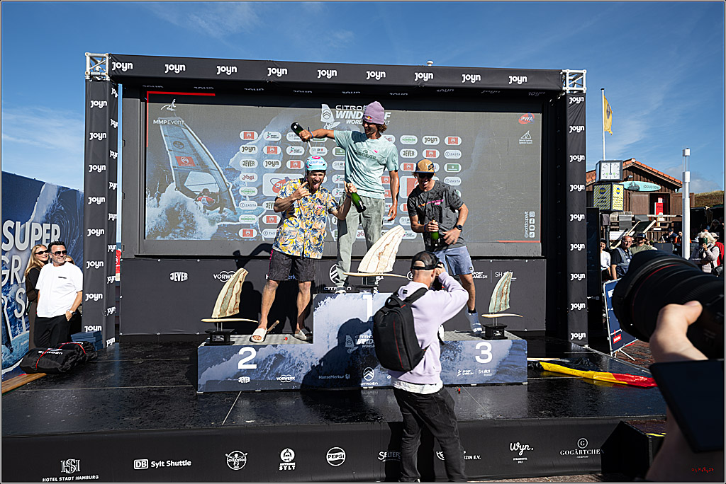 PWA - Citroen - World Windsurfing Tour Sylt 2026 - Tag 9 Siegerrehrungen Slalom Foil Men u. Freestyle Men; Sylt Westerland, 04.10.2026