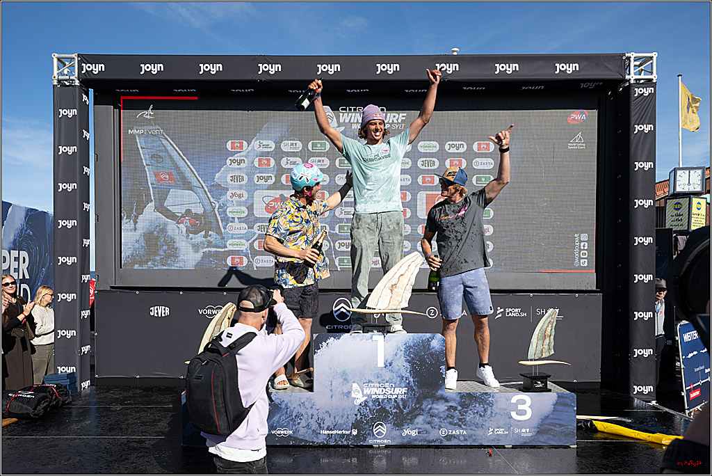 PWA - Citroen - World Windsurfing Tour Sylt 2026 - Tag 9 Siegerrehrungen Slalom Foil Men u. Freestyle Men; Sylt Westerland, 04.10.2026