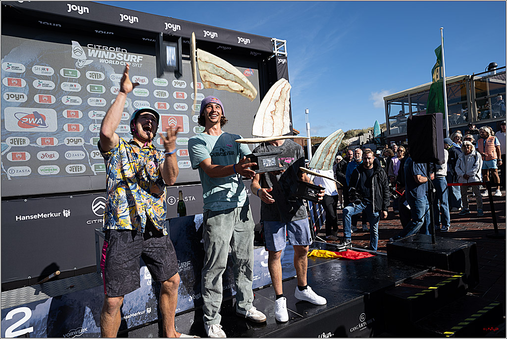 PWA - Citroen - World Windsurfing Tour Sylt 2026 - Tag 9 Siegerrehrungen Slalom Foil Men u. Freestyle Men; Sylt Westerland, 04.10.2026