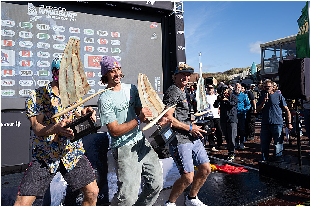 PWA - Citroen - World Windsurfing Tour Sylt 2026 - Tag 9 Siegerrehrungen Slalom Foil Men u. Freestyle Men; Sylt Westerland, 04.10.2026